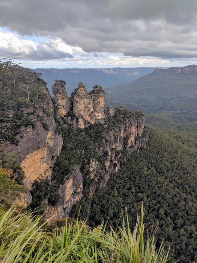 blue mountains is in the list of australian landmarks