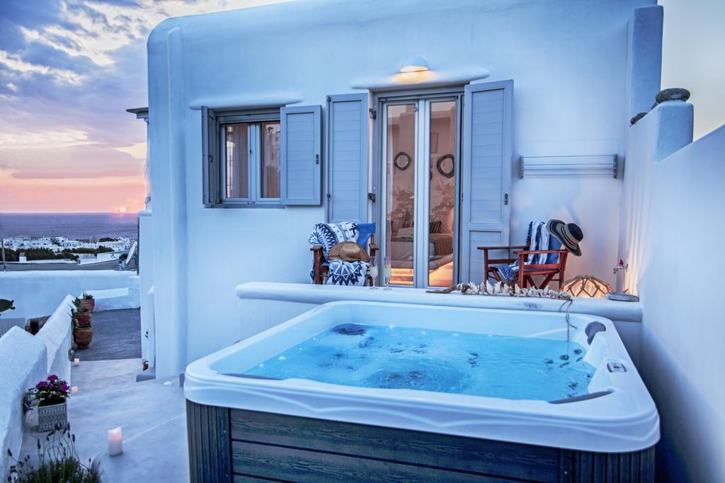 sole mare villa is in the best villas in mykonos town