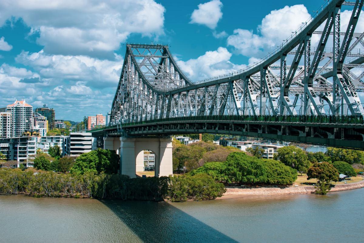 story bridge is in the famous australian monuments