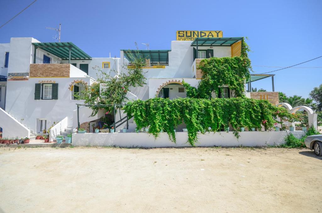 sunday studio on the beach naxos