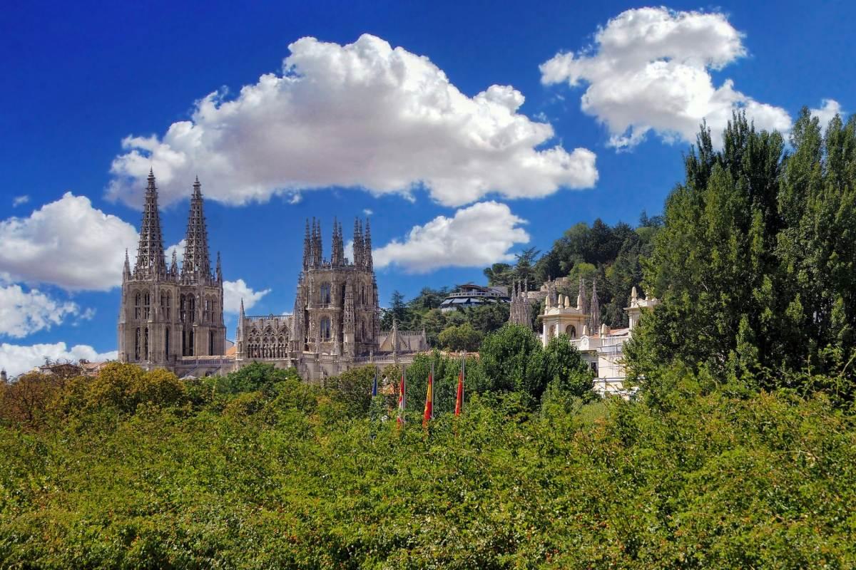 catedral de burgos is in the best spain monuments