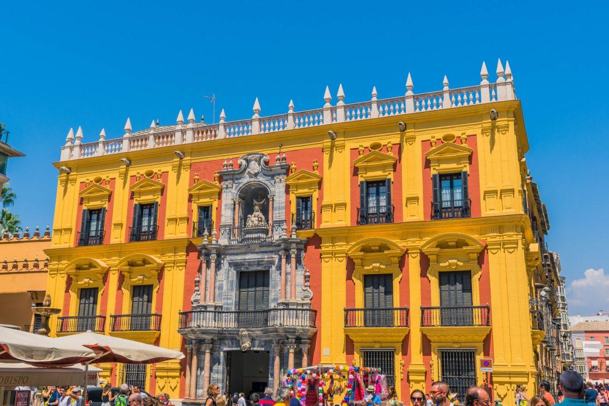 malaga yellow building