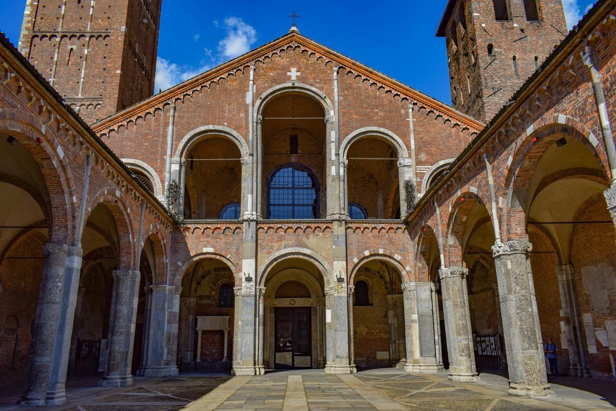 sant ambrogio is among the famous milan landmarks