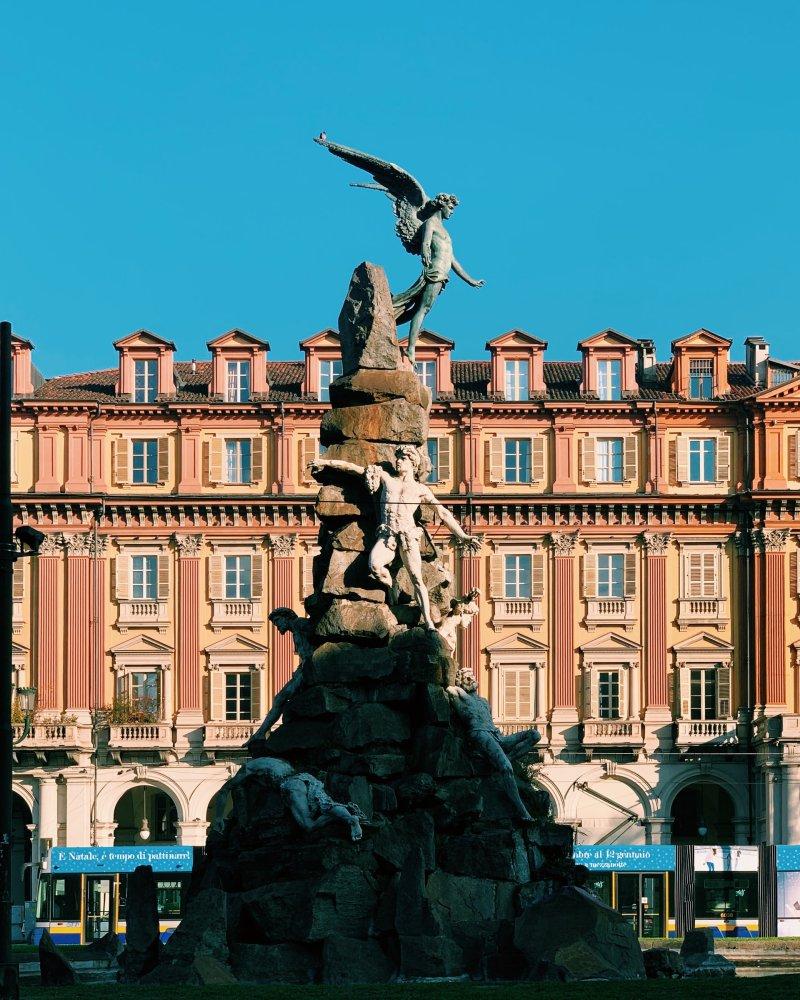 17 - piazza statuto turin