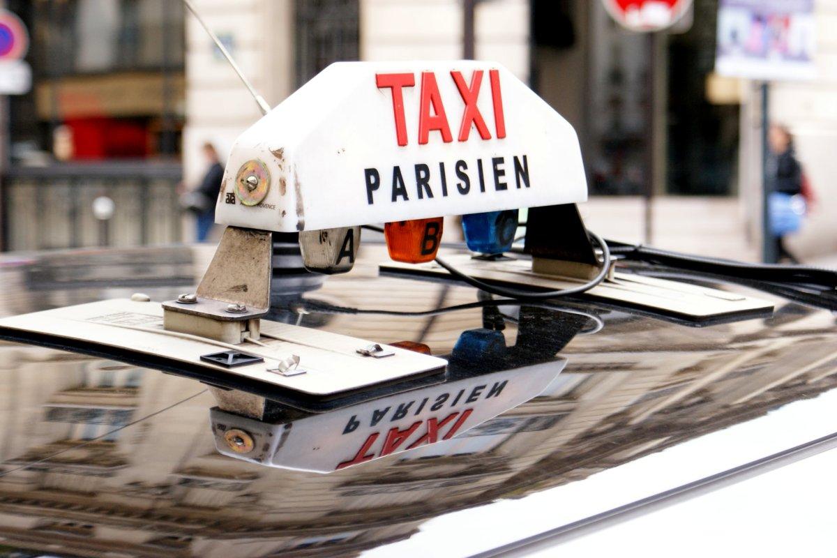 23 - facts for kids about paris taxis
