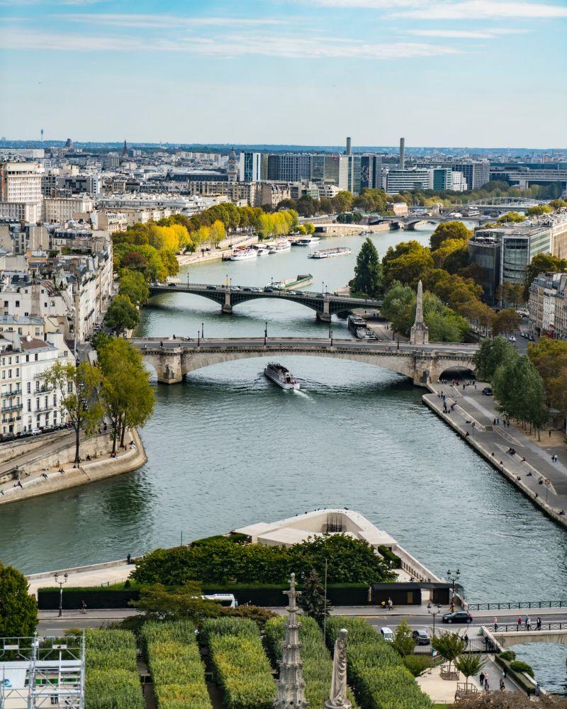 51 - fun facts about paris france seine river
