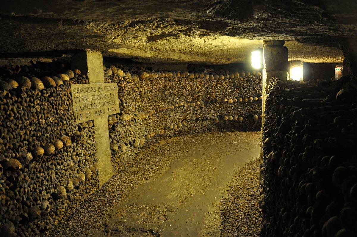 62 - catacombs paris facts