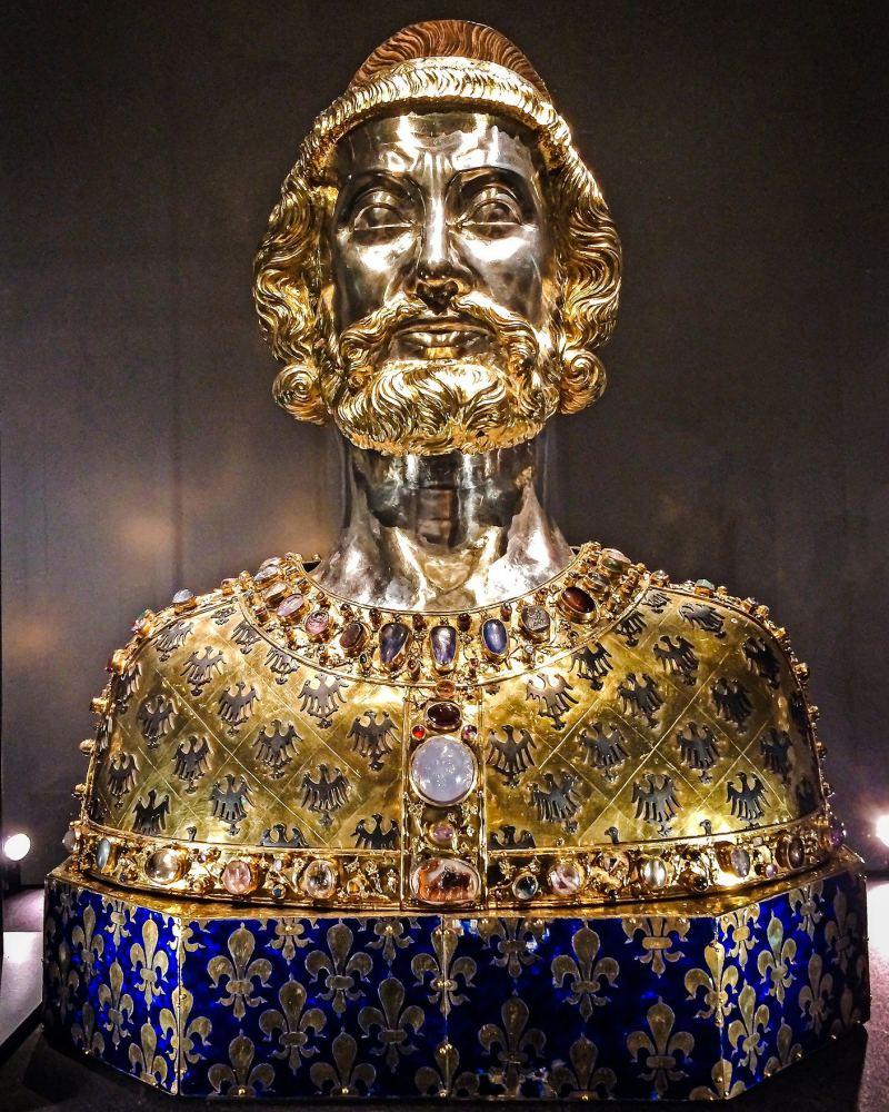interesting france facts about king charlemagne