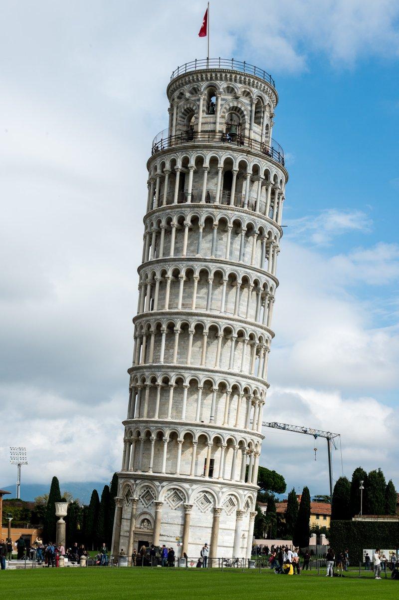 pisa is in the famous italian monuments