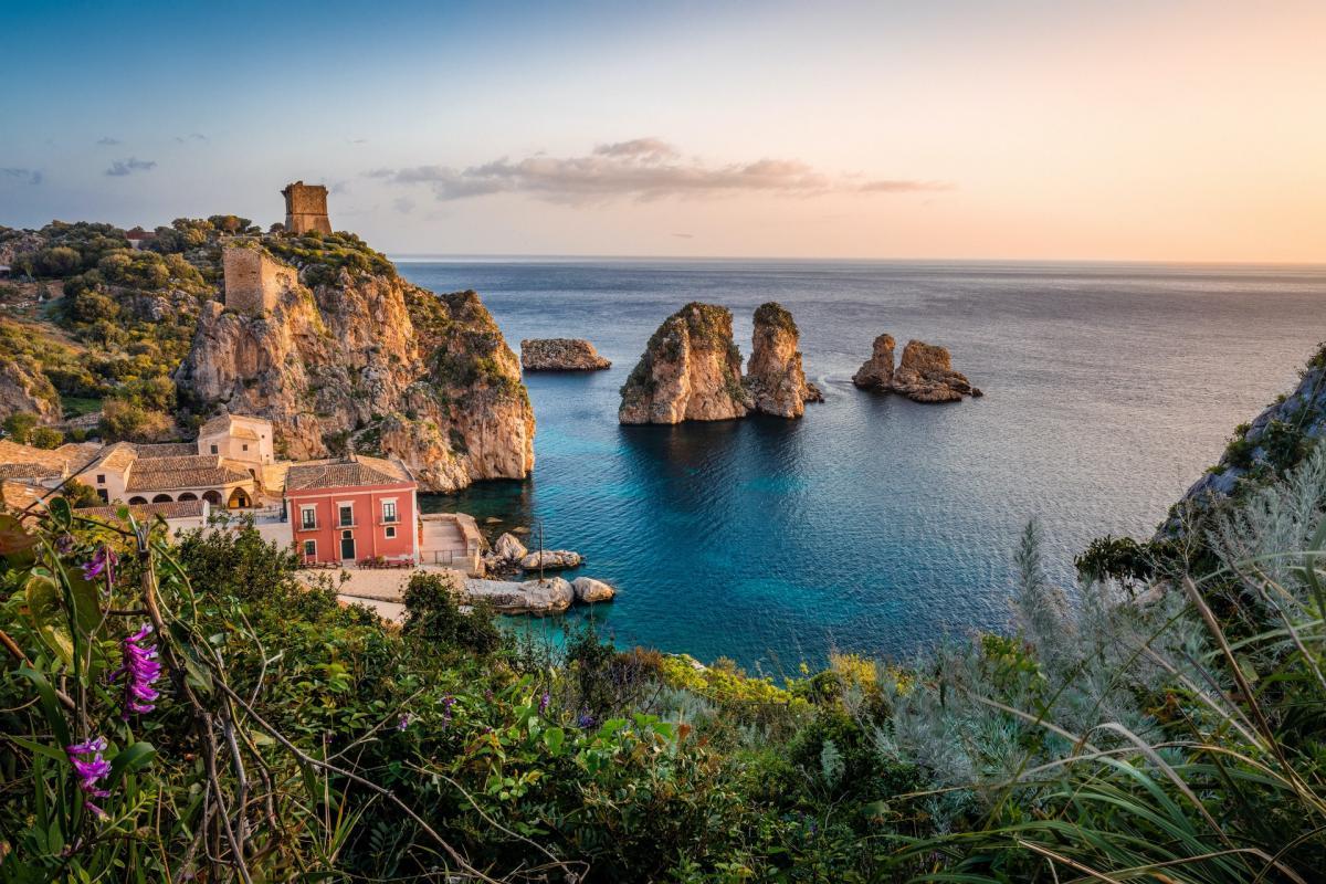21 Famous Landmarks in Sicily, Italy (100% worth a visit)
