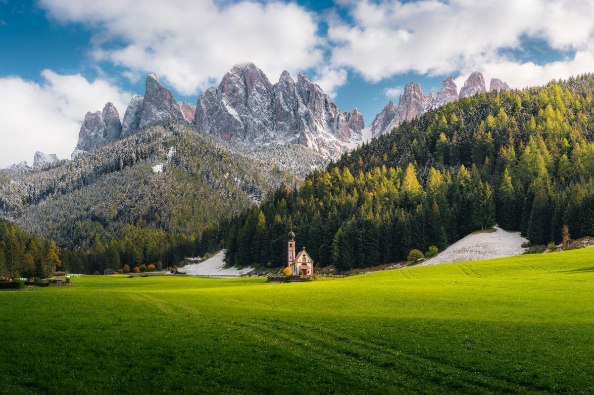 the dolomites are one of the major landmarks in italy