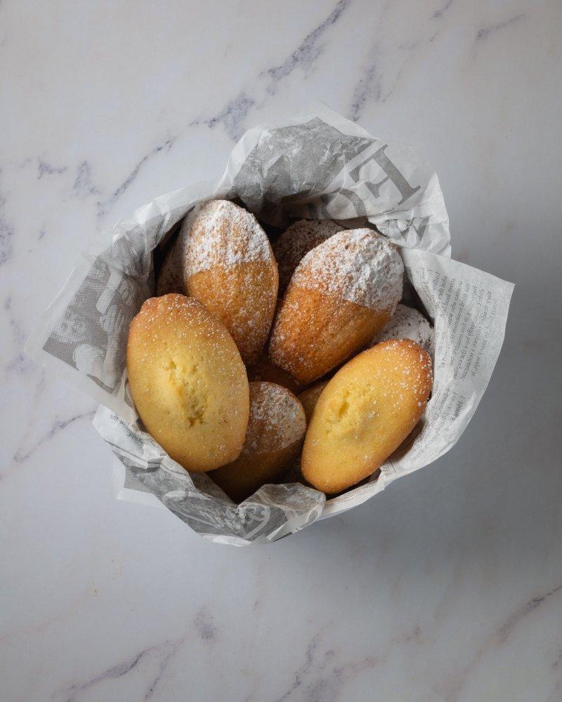24 - facts on french food madeleines