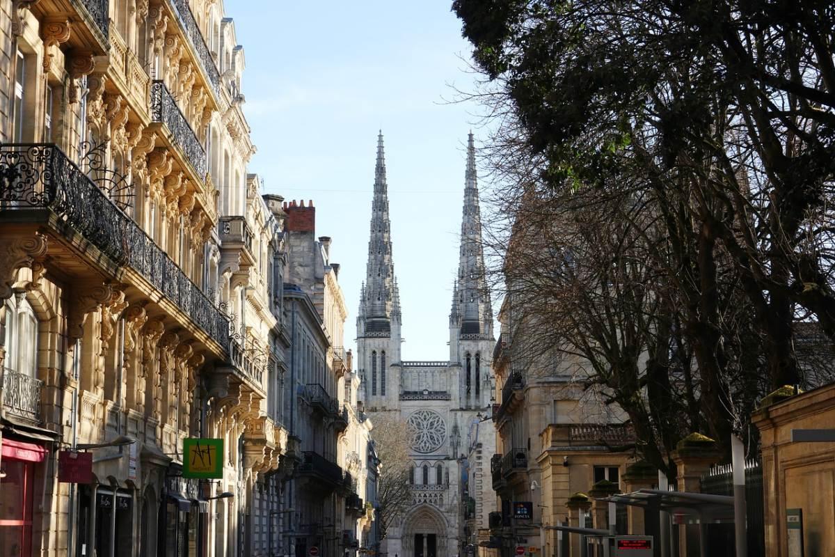 24 - fun facts about bordeaux