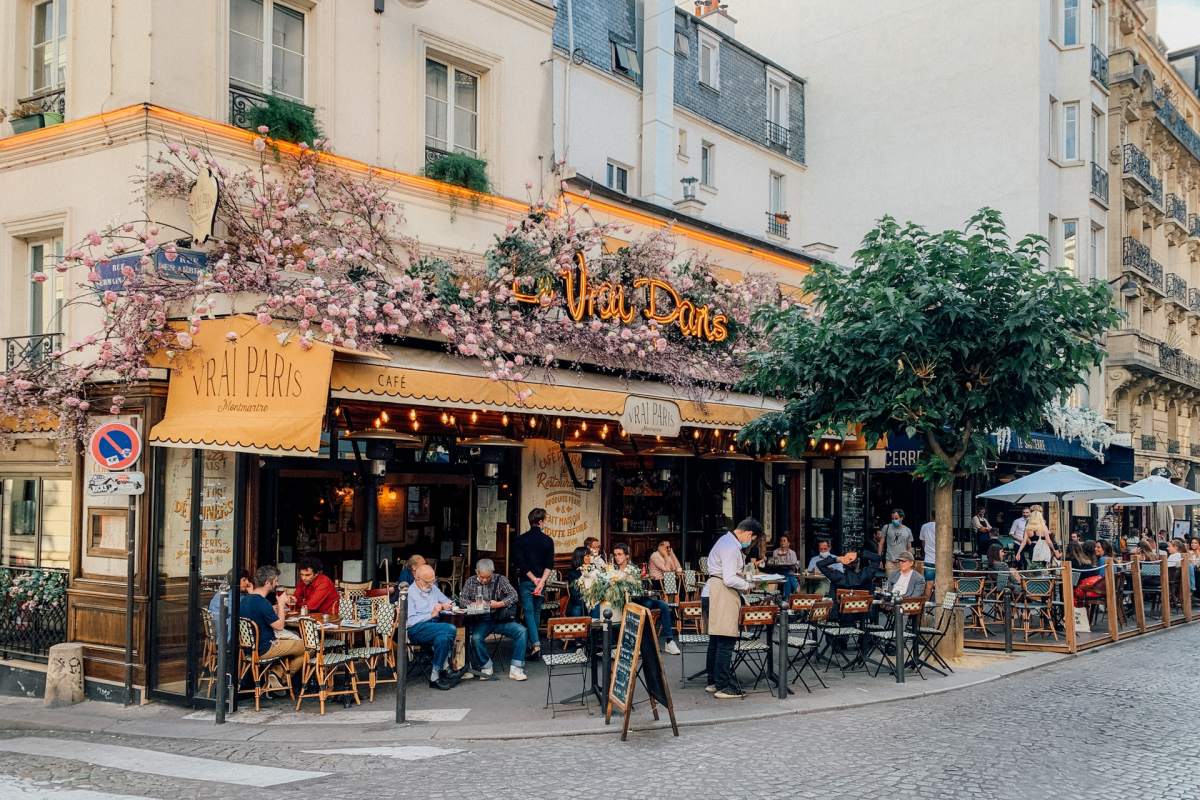49 - picturesque paris restaurant