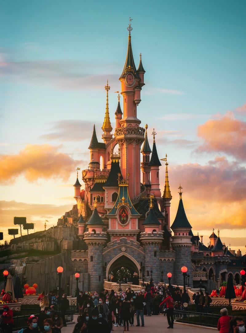 7 - facts about disneyland in paris