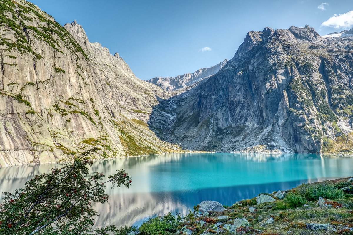 gelmersee lake is in the top places to visit in switzerland