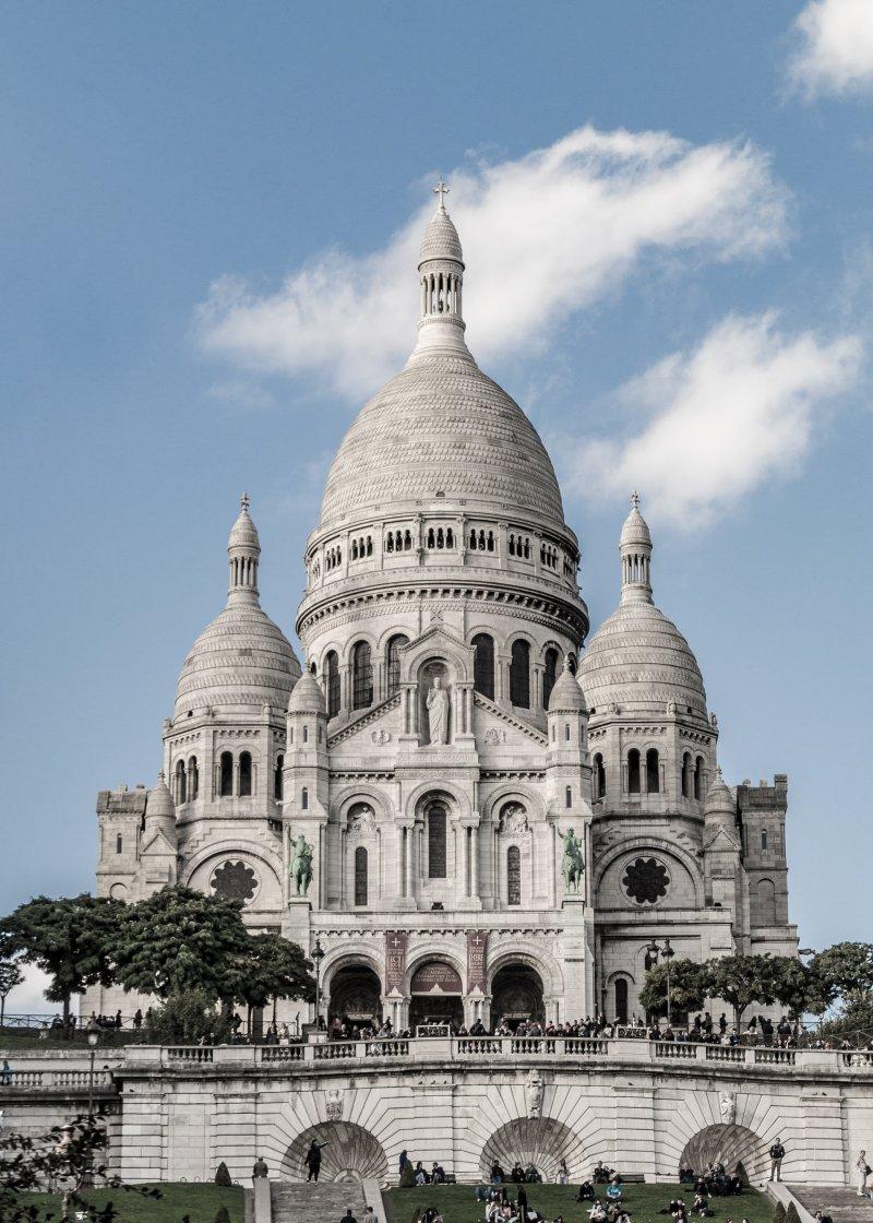 sacré coeur is in the best paris historic buildings