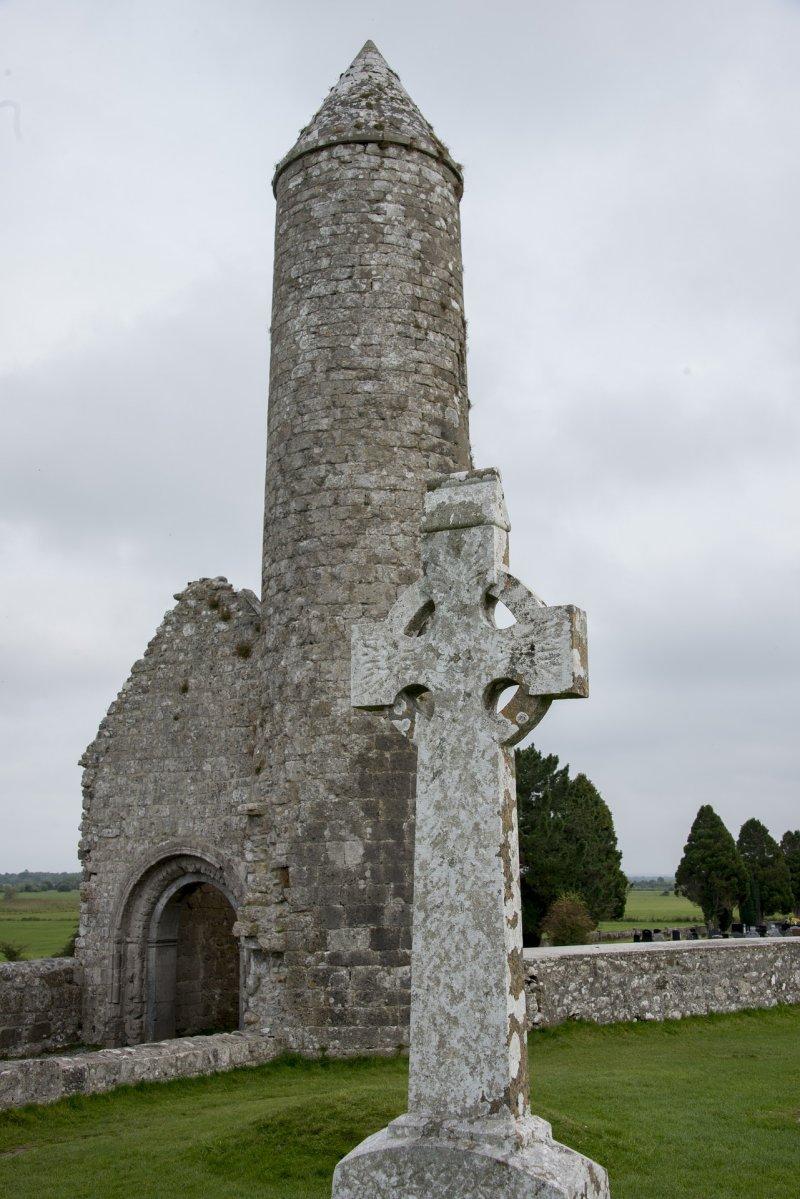 clonmacnoise is one of the famous monuments in ireland