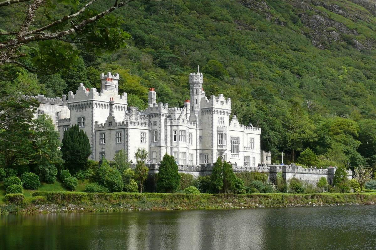 kylemore abbey ranks in the famous man made landmarks in ireland