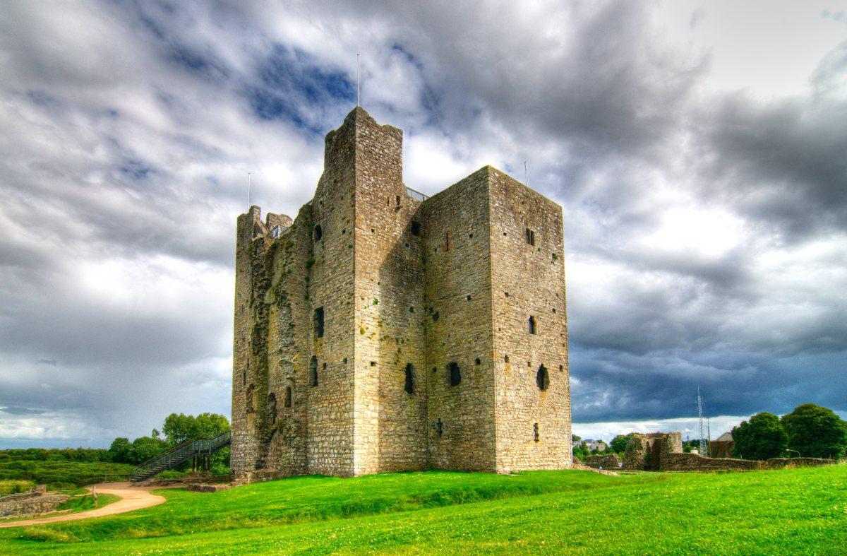 trim castle