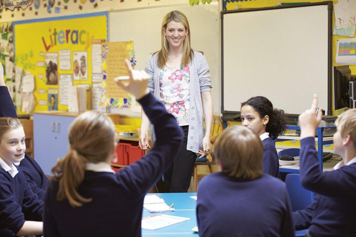 8 - french schools facts about teachers