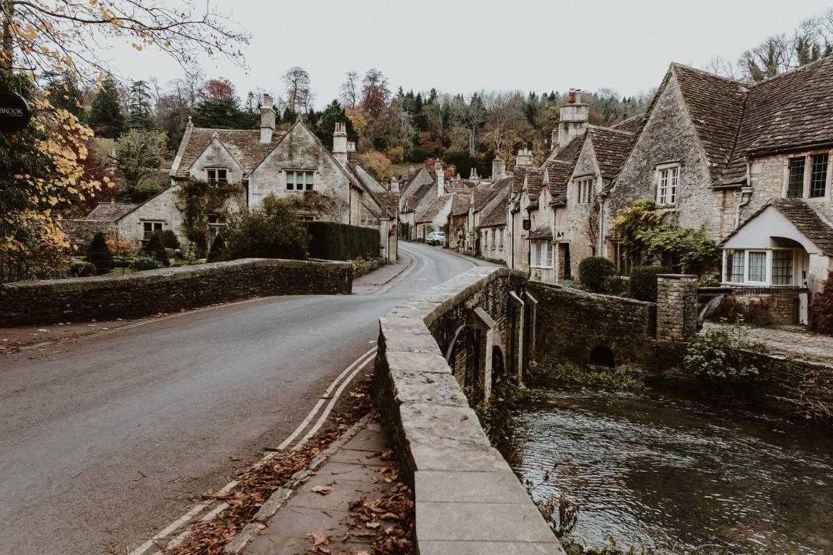 cotswolds rank in the best landmarks of united kingdom