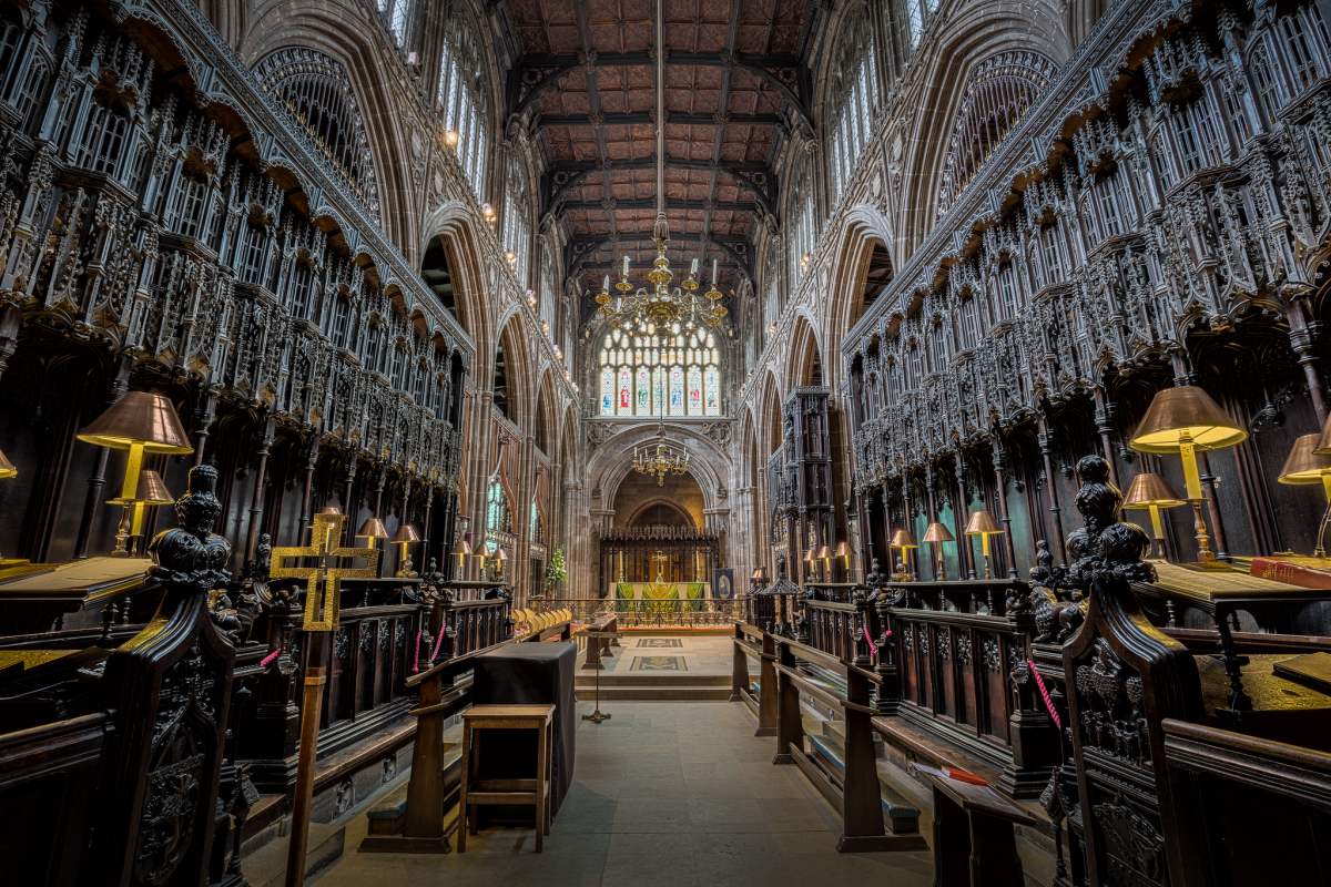 manchester cathedral is in the famous manchester landmarks