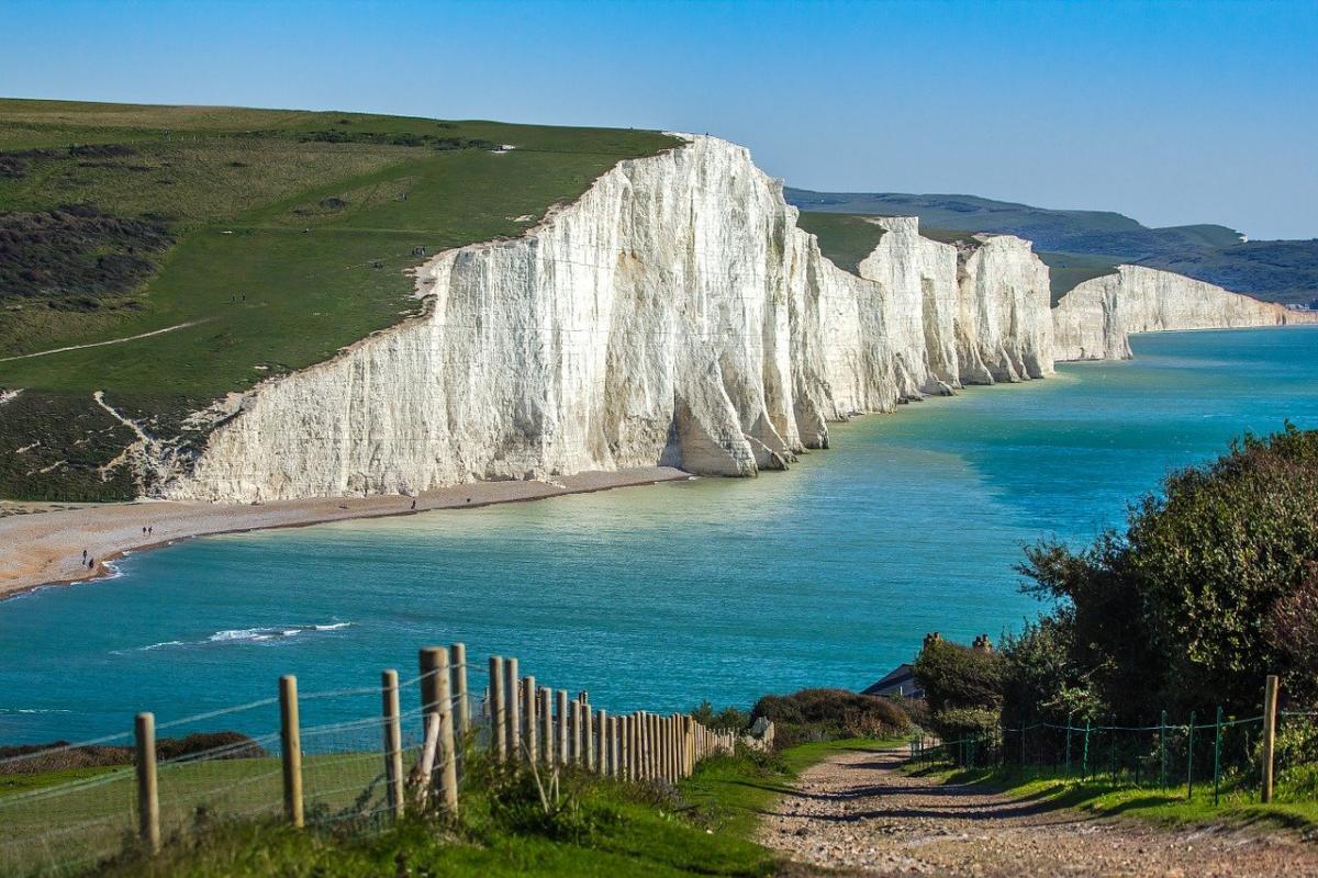 seven sisters is in the famous landmarks england has to offer