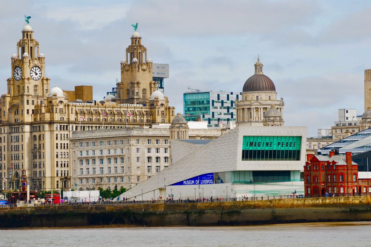 15 Famous Landmarks in Liverpool, England (100% worth a visit)