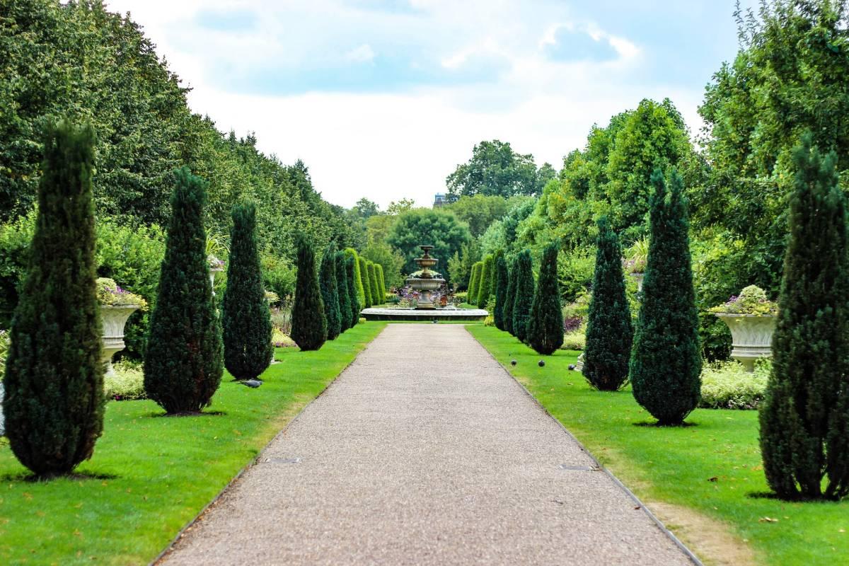 regents park is in the important landmarks in london