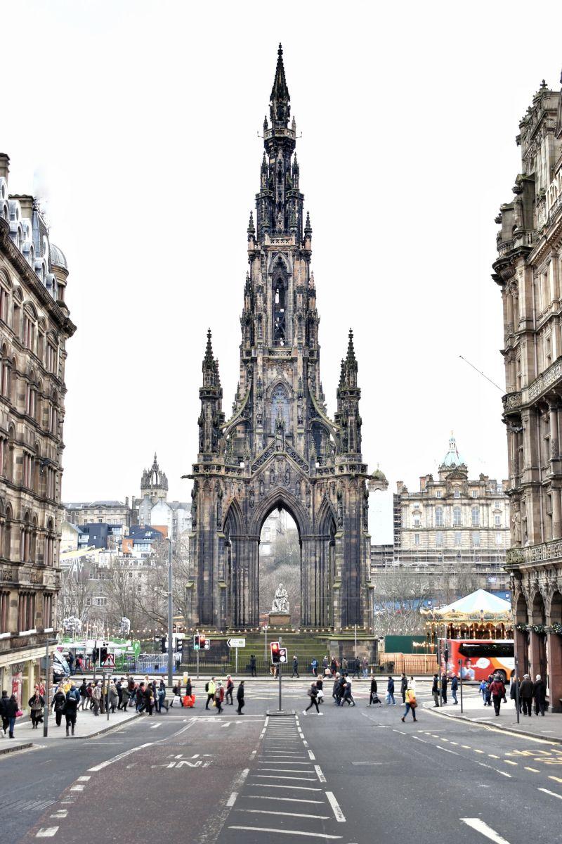 scott monument is one of the most famous edinburgh buildings