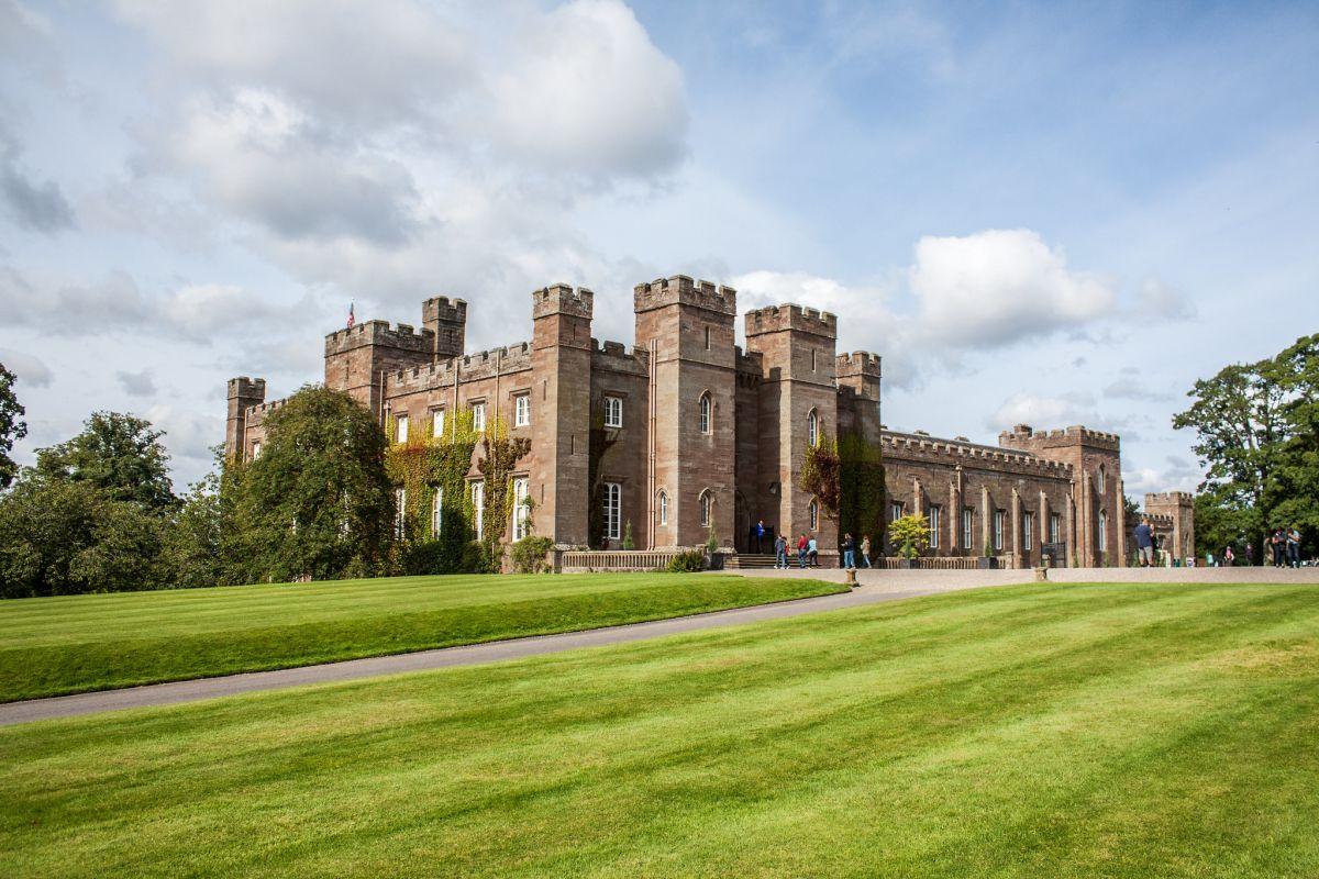 scone palace is one of the best scotland historical landmarks