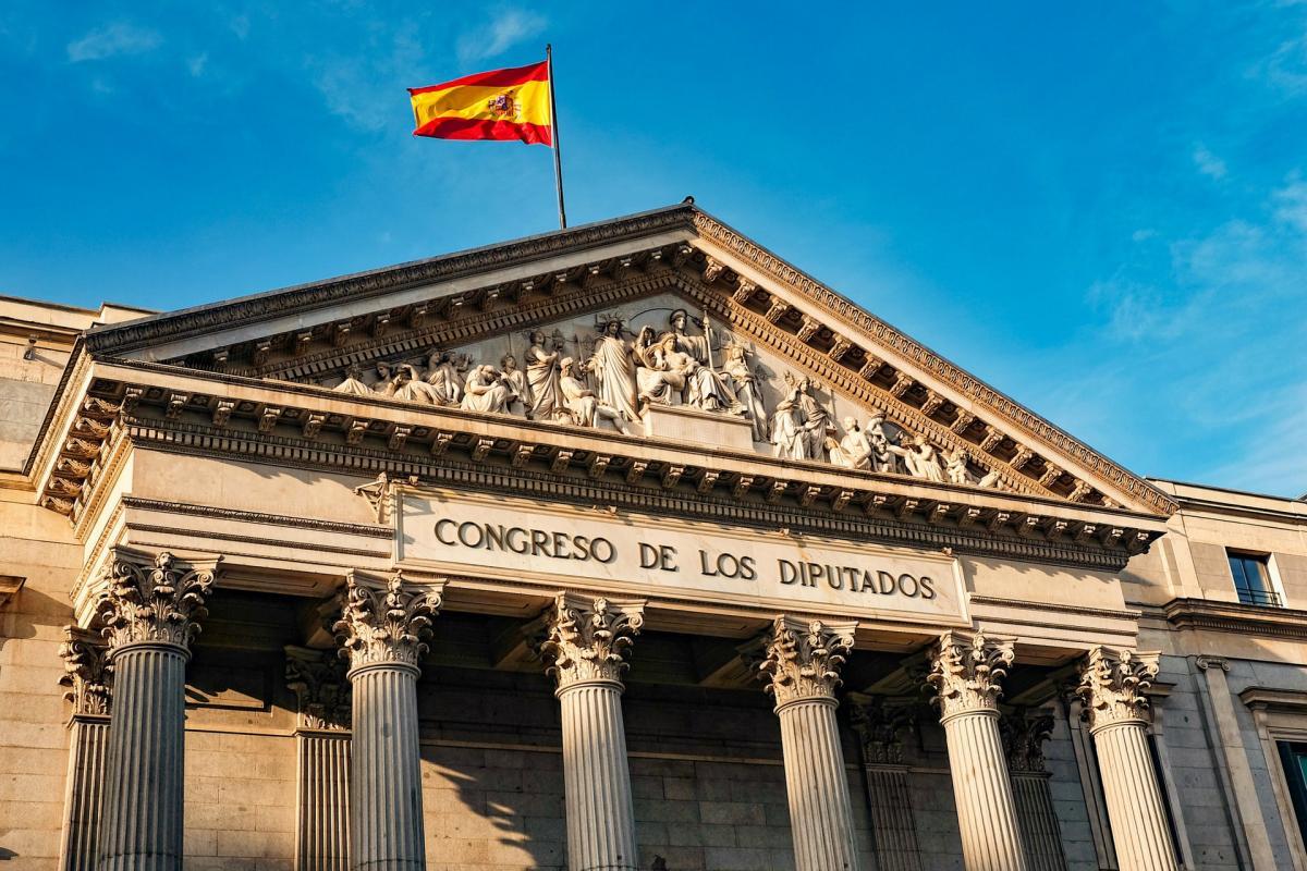 56 - spain interesting facts about the government