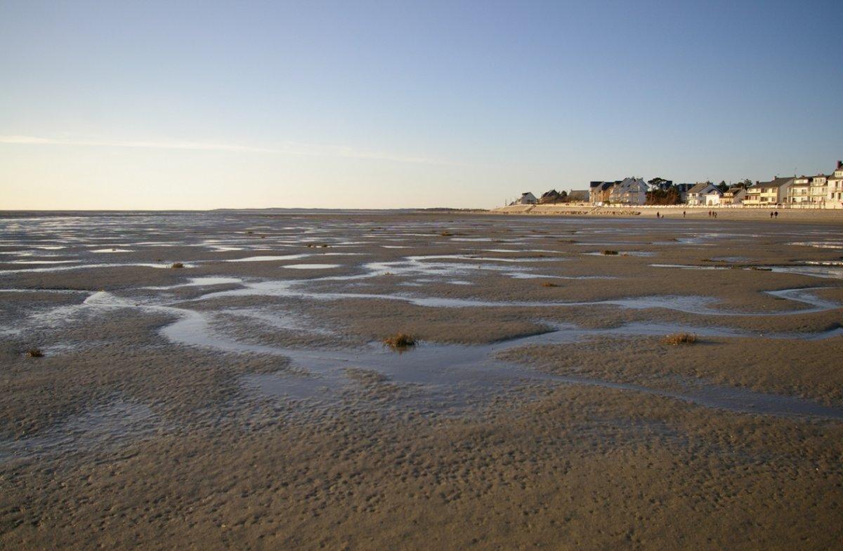 plage le crotoy is one of the beaches close to paris