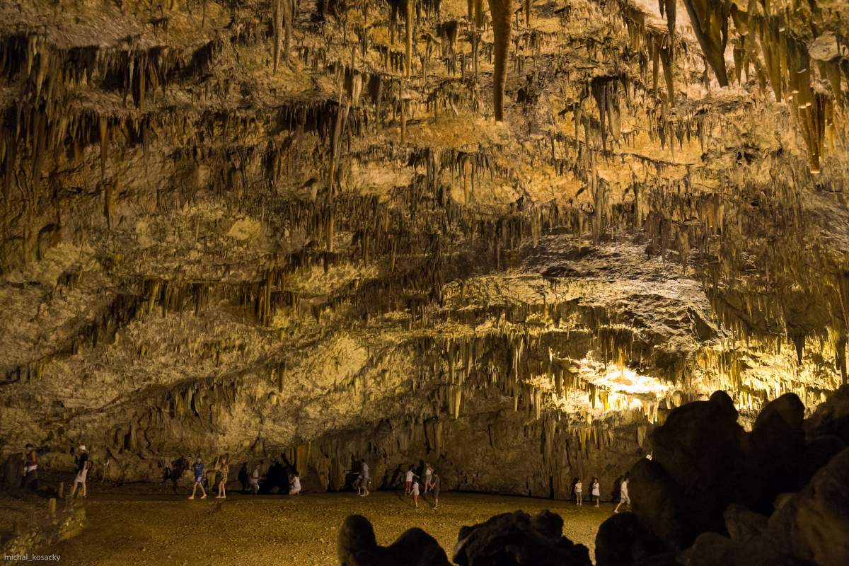 drogarati cave is in the best natural features in greece