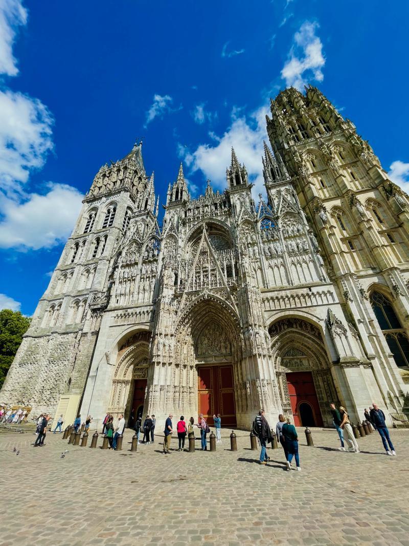 facade of rouen cathedral