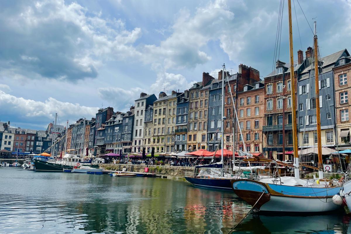 honfleur vieux bassin is included in this normandy itinerary 3 days
