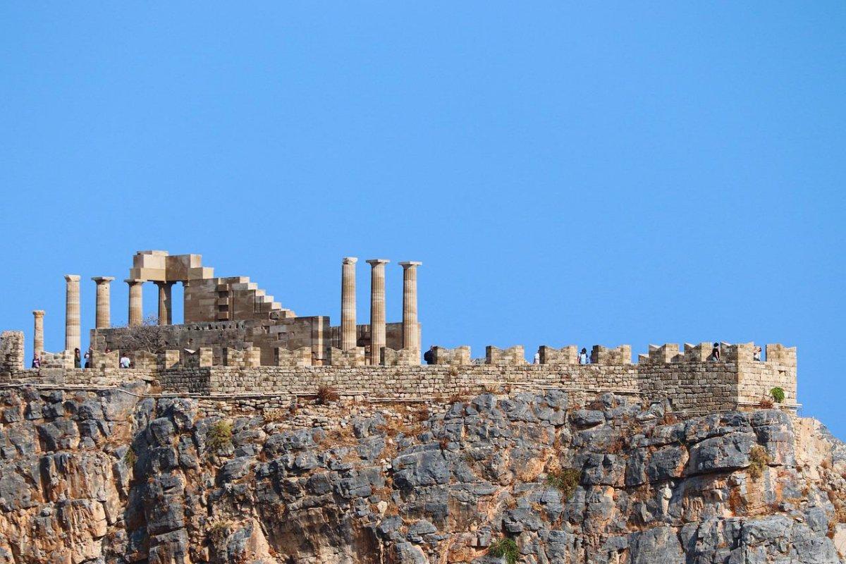 lindos acropolis is among the well known old buildings in greece