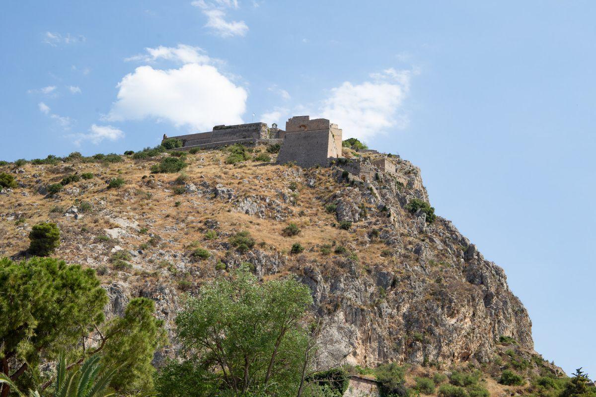 palamidi fortress is in the famous monuments in greece