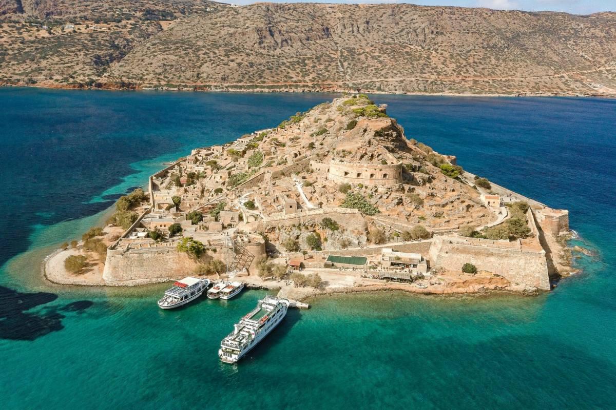 spinalonga is in the top greece monuments