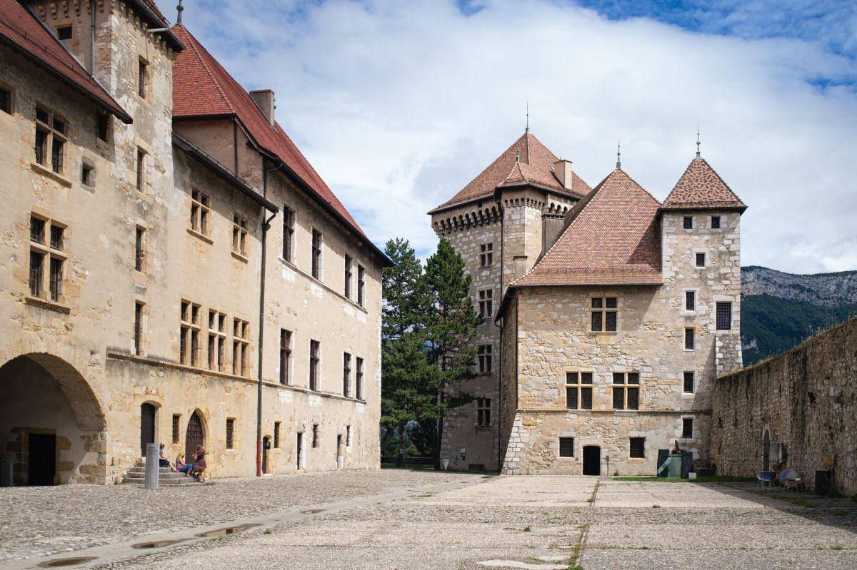 annecy castle is in the best attractions of annecy