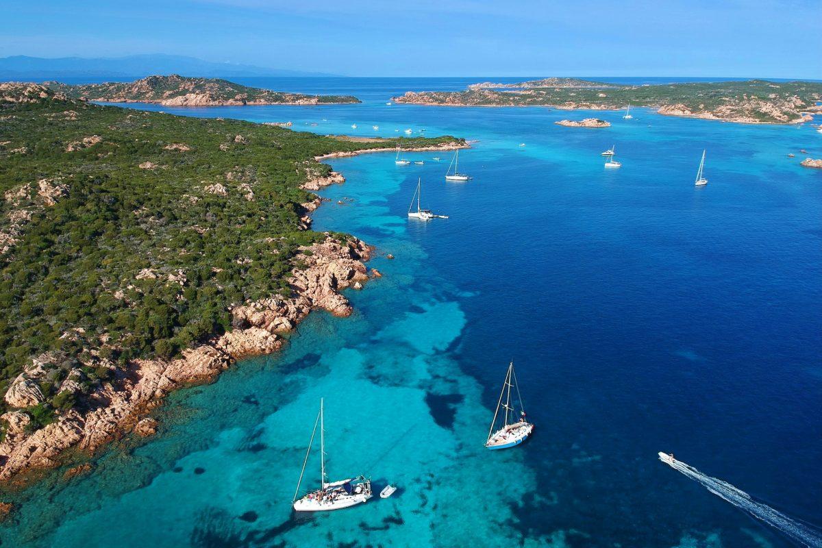 La Maddalena Beaches: The 14 Most Beautiful Beaches in the Archipelago