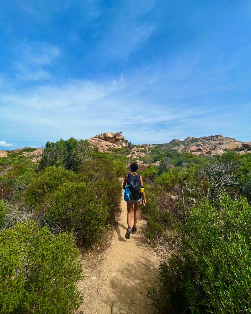 3 - nesrine hiking cala napoletana