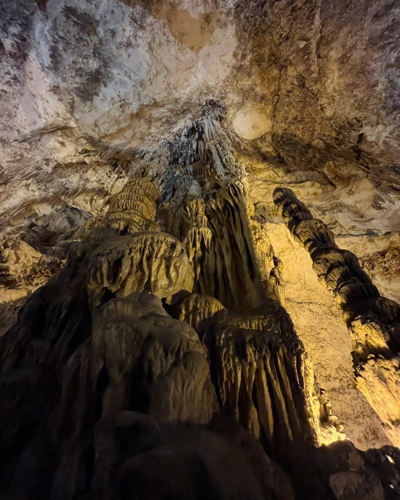 8 - huge stalactites
