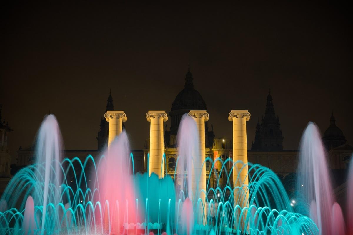 watching the montjuic magic fontain show is one of the top things to do in barcelona at night winter