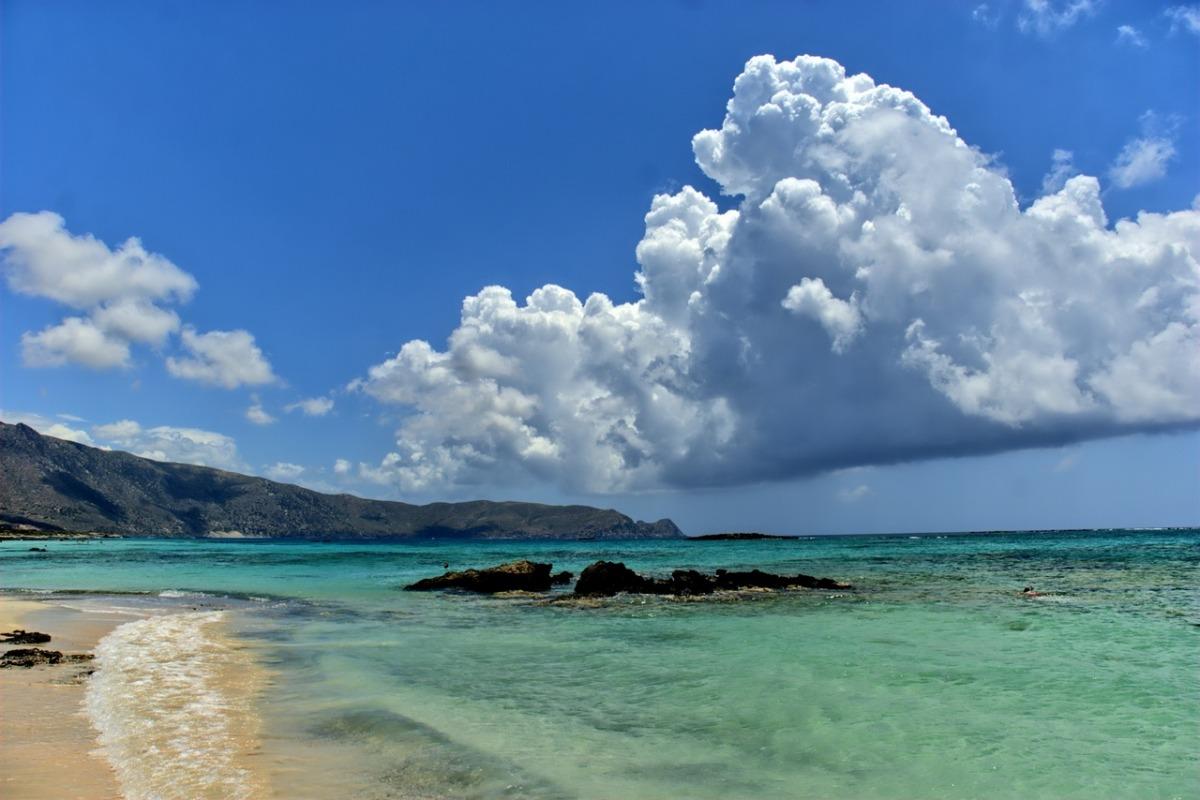 la cinta counts in the best beaches around olbia