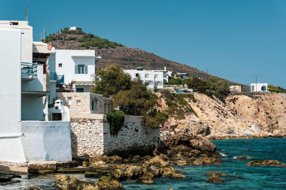 The 12 Best Villas in Paros, Greece (handpicked & reviewed)