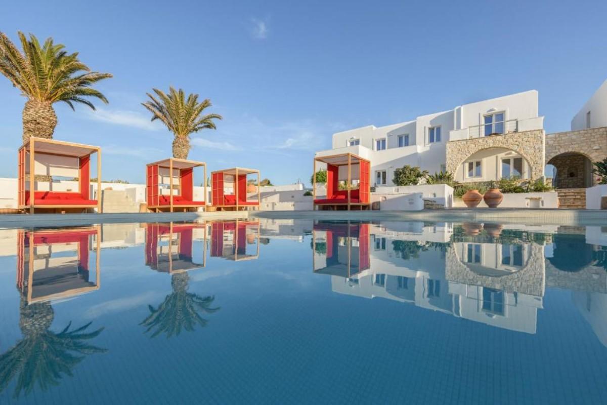 kallisti is a great luxury paros hotel