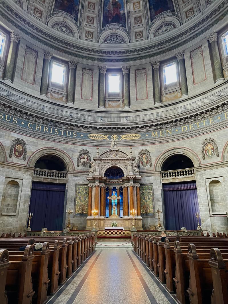 frederiks kirk interior