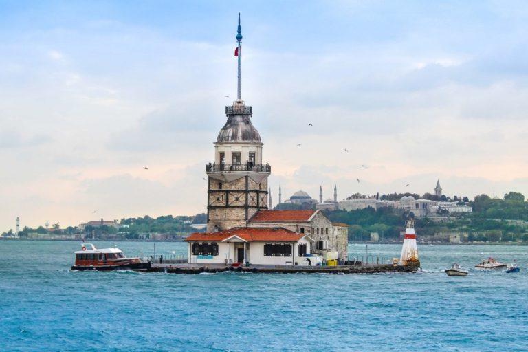 Istanbul E La Costa Egea Daniel Stables Feltrinelli 2025 main image 0